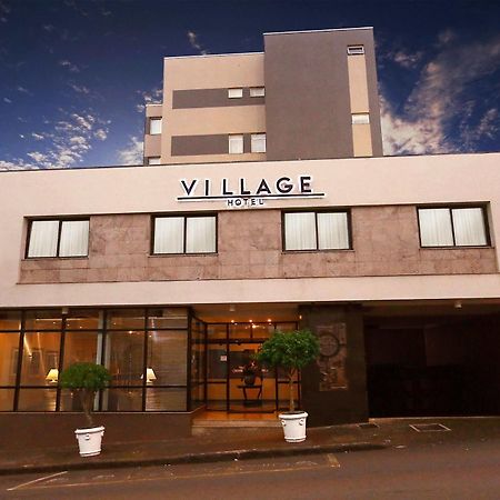 Village Hotel بونتا غروسا المظهر الخارجي الصورة