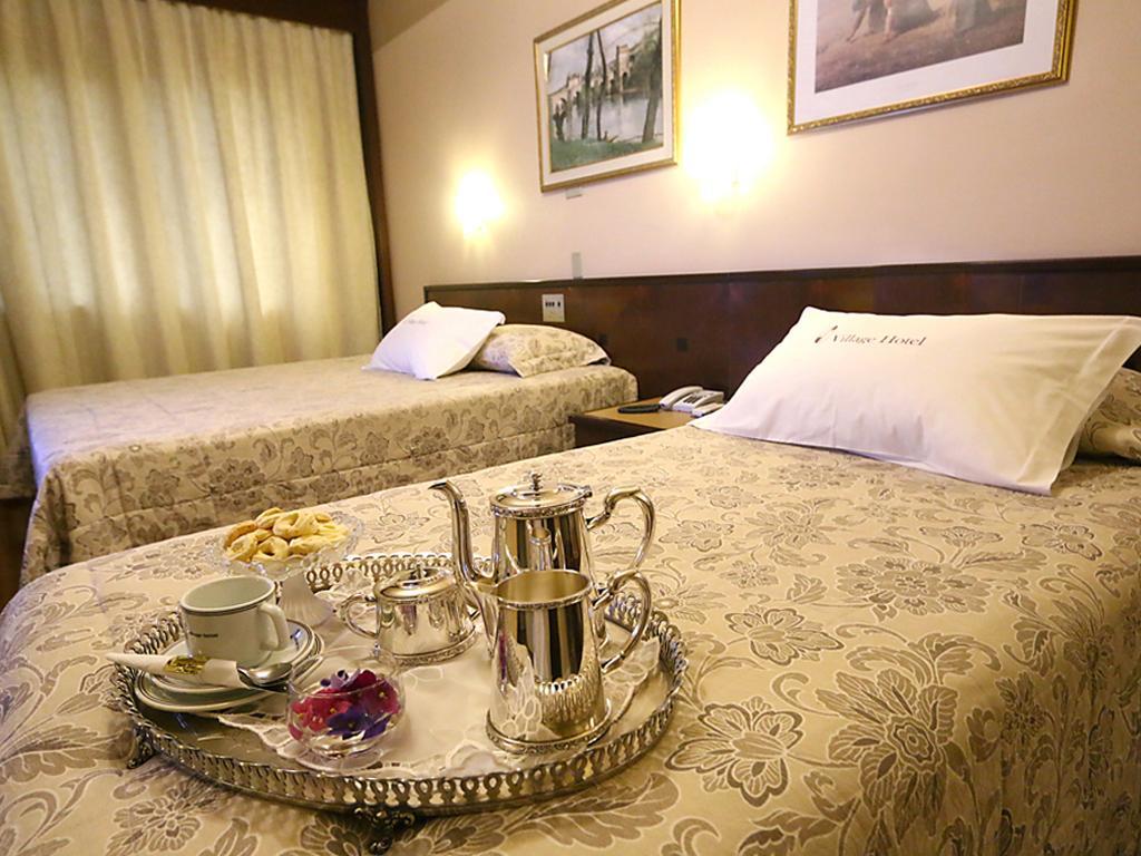 Village Hotel بونتا غروسا المظهر الخارجي الصورة