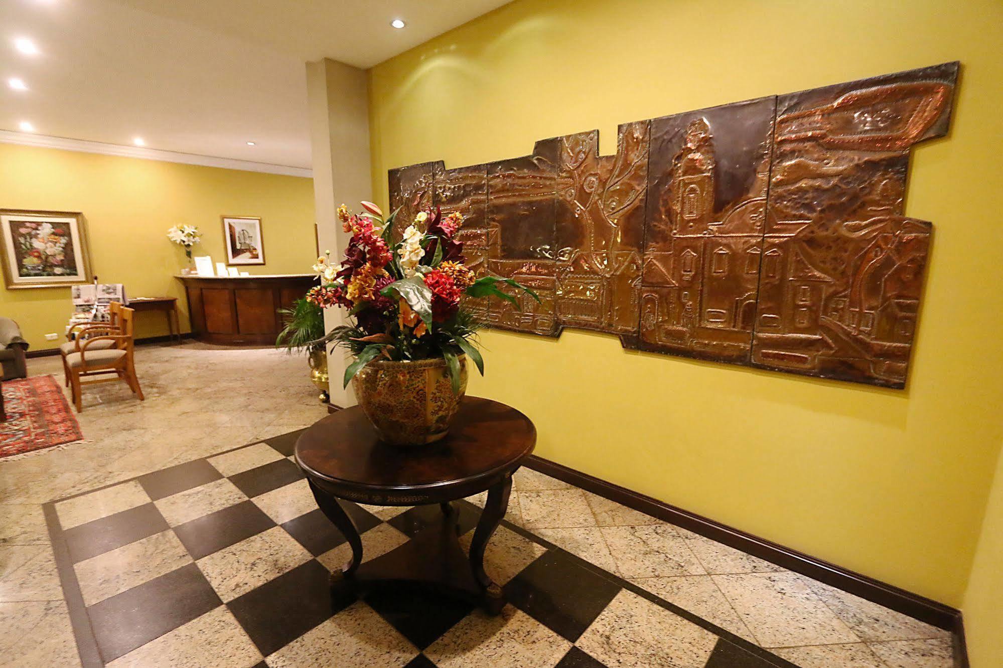 Village Hotel بونتا غروسا المظهر الخارجي الصورة